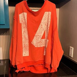 Women's Orange Graphic 14 Pullover We the Free Lg distressed Sweatshirt